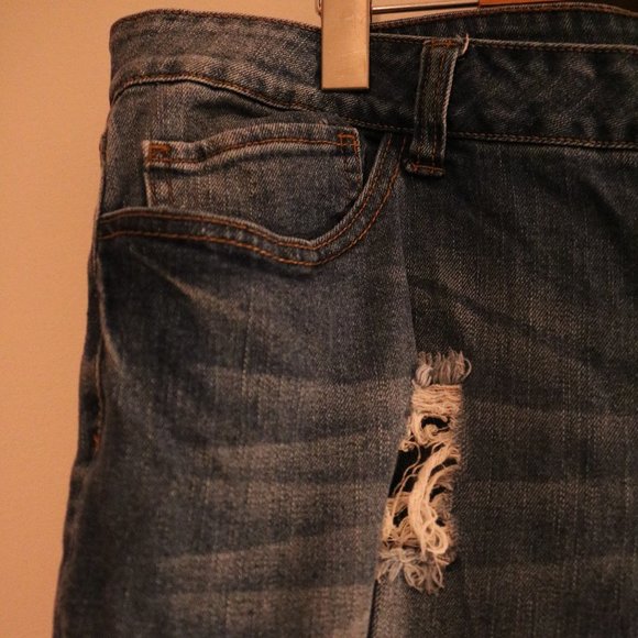 F21+ Cropped Cuffed Ripped Jeans - Picture 7 of 14